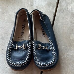 Skeanie Navy Loafers with Silver Accents